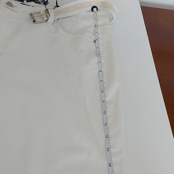 Bandolino Cream Denim Cotton Shorts/Belt Sz 14 - Picture 10 of 15